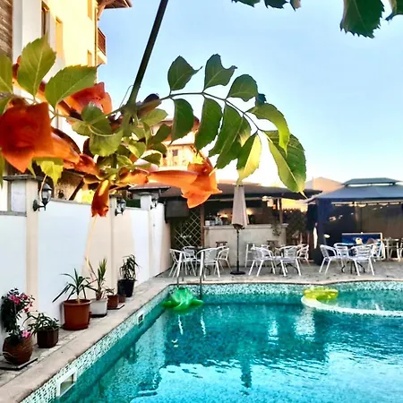семеен примо Family Primo Hotel