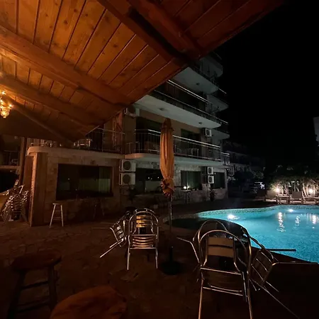 Otel семеен примо Family Primo 3*