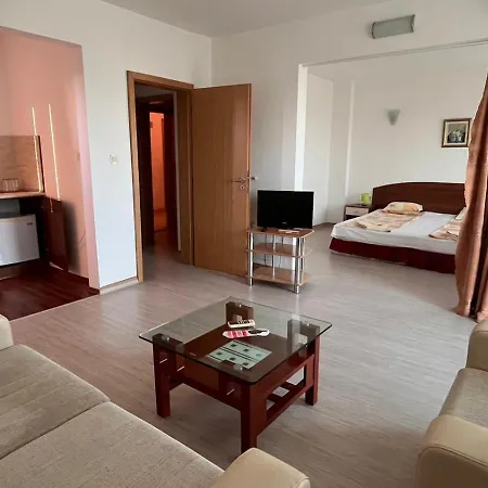 Hotel семеен примо Family Primo 3*