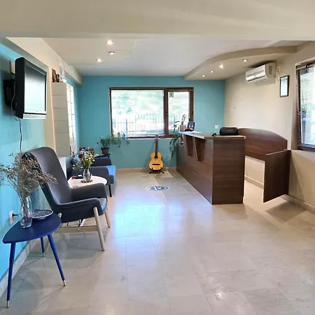 семеен примо Приморско