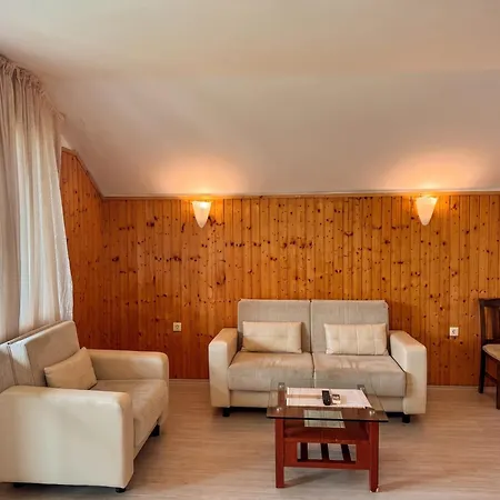 семеен примо Family Primo Hotel