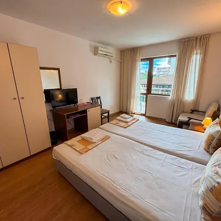 семеен примо Family Primo Hotel 3*