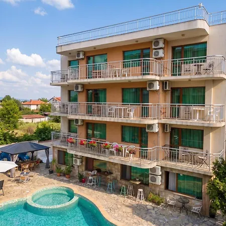 Hotel семеен примо Family Primo Primorsko